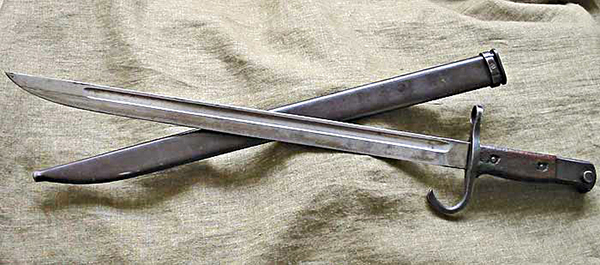 明治13～30年制定・銃剣 Established in 1880-1897 Bayonet